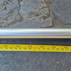 Exhibidores Tubulares Desmontables de Metal Plateado - imagen 7