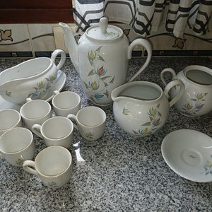 Lote siguiente: Juego de Café Olmos Blanco con Flores Multicolor - 12 Piezas
