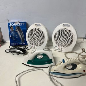 Lote siguiente: Lote de 2 Planchas, 2 Caloventiladores y Cortapelo Scarlett