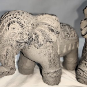 Set de 2 Elefantes Decorativos Macizos en Cemento - imagen 4