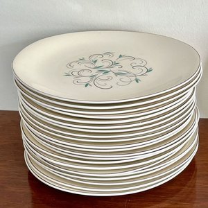 22 Platos de Loza Inglesa Antigua Johnson Bros con Diseño Floral - imagen 5