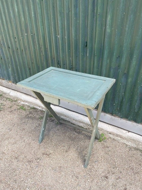 Mesa plegable de madera y metal - imagen 3