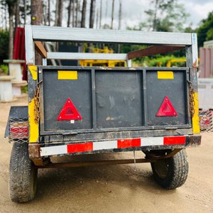 Acoplado Trailer para Auto con Estructura Metálica - imagen 3