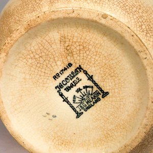 Jarra de Porcelana Inglesa Jacobean Ware con Guardas Celeste y Dorada - imagen 3