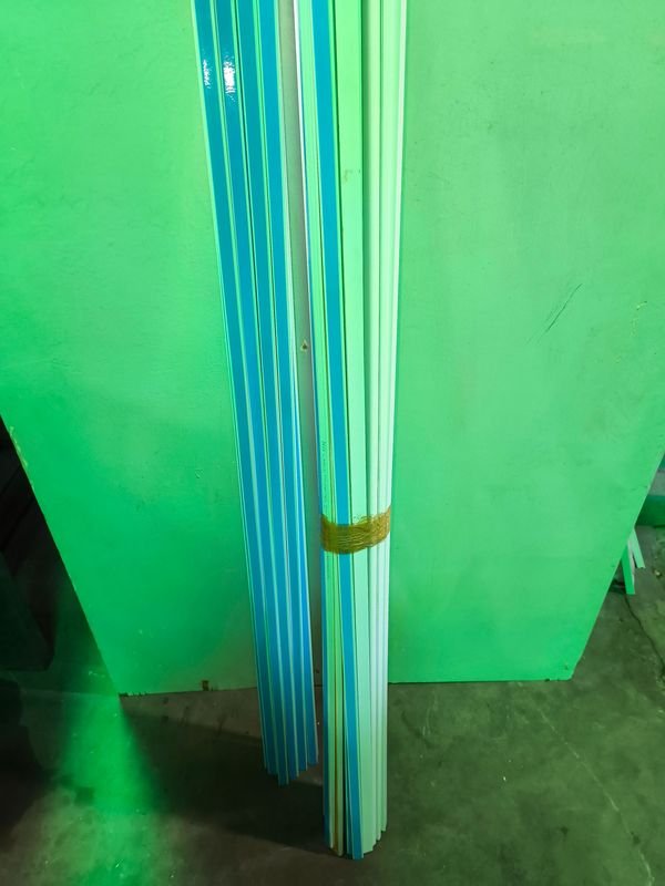 Tiras de cinta adhesiva en rollos - imagen 3