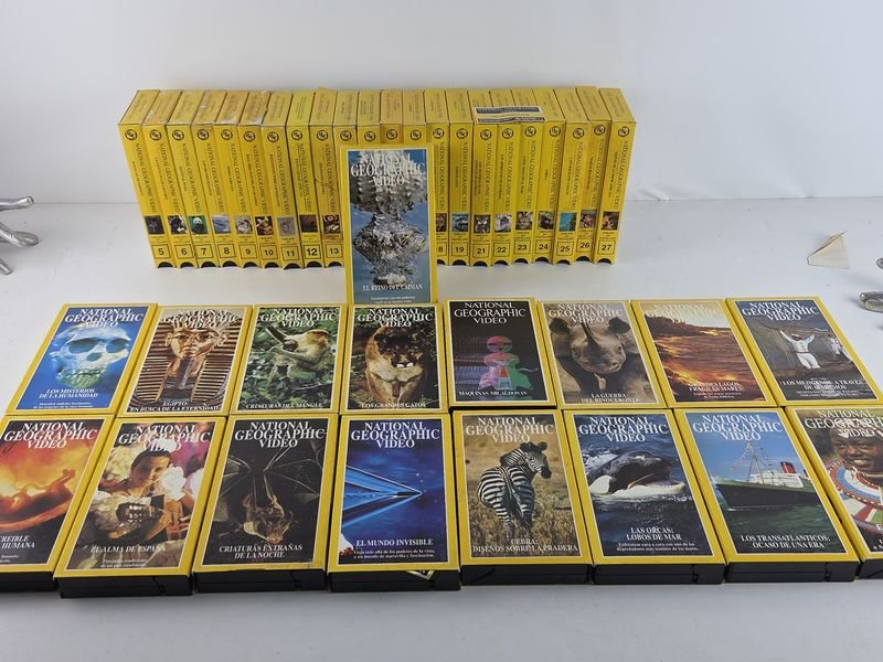 Lote anterior: Colección de VHS National Geographic en Excelente Estado