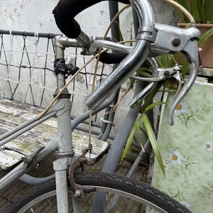 Bicicleta Clásica Vintage Gris Rodado 28 Estilo Años 80 - imagen 4