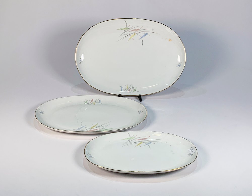 Tres Fuentes Ovaladas de Porcelana Bavaria Edelstein Blancas con Decoración