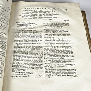 Libro Antiguo en Latín de 1780 con Grabado en Tapa - imagen 6