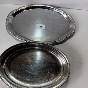 Bandeja y Fuente Ovalada de Aluminio con Detalles Decorativos - imagen 1
