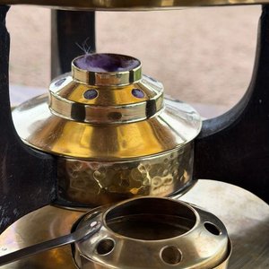 Fondeau de Bronce Pulido con Quemador y Bandeja - imagen 4