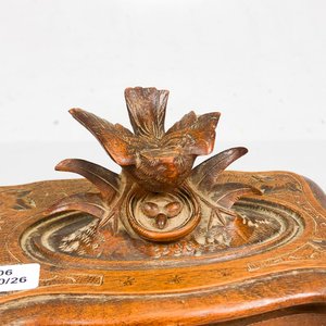 Caja Alhajera Antigua de Madera Tallada con Pajarito - imagen 4