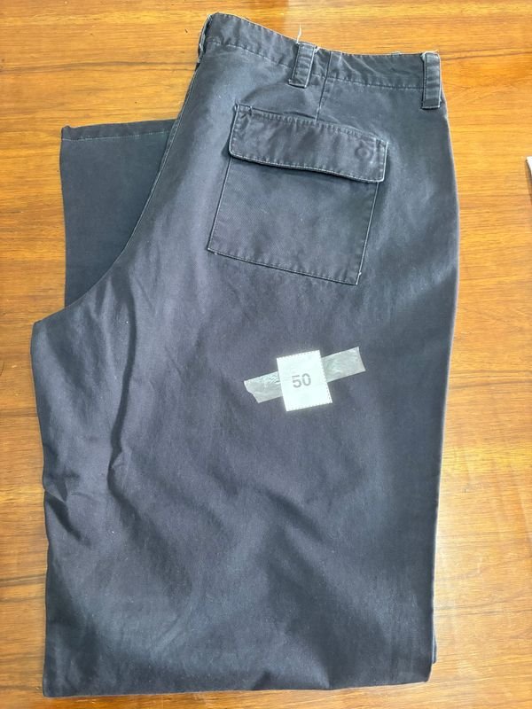 Pantalón Cargo Gabardina Talle 52 Negro