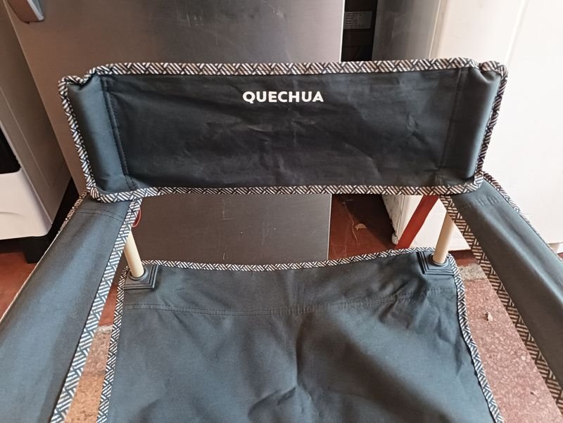 Silla plegable de camping con reposabrazos Quechua Basic - imagen 3