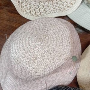 Lote de Sombreros, Capelinas y Gorras Variados - imagen 25