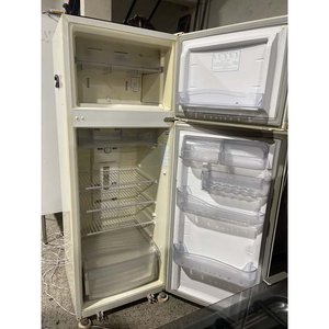 Heladera Consul Frío Seco con Freezer - Detalles de Pintura - imagen 2