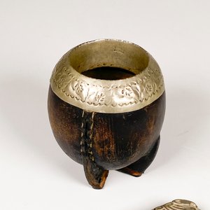 Mate de Madera y Metal con Virola y Cabo de Bastón Decorado - imagen 3