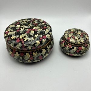 Lote de dos cajas alhajeras redondas con tapa - imagen 3