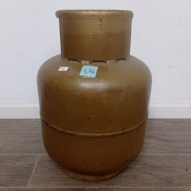 Lote siguiente: Garrafa de metal de 13 kilos