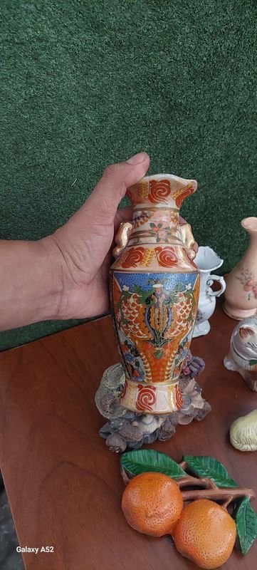 Colección de adornos decorativos y útiles - imagen 7