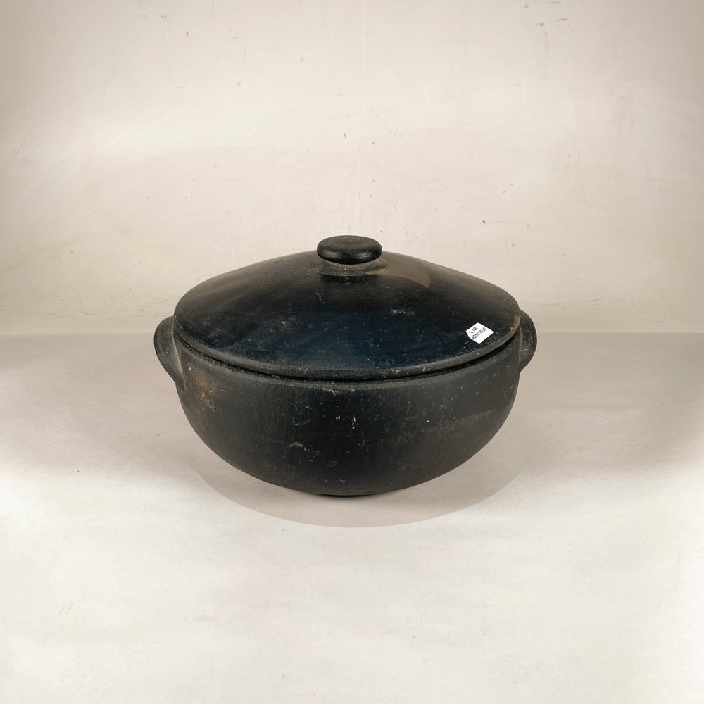 Olla de Barro Cocido Negra con Tapa - Diámetro 32 cm
