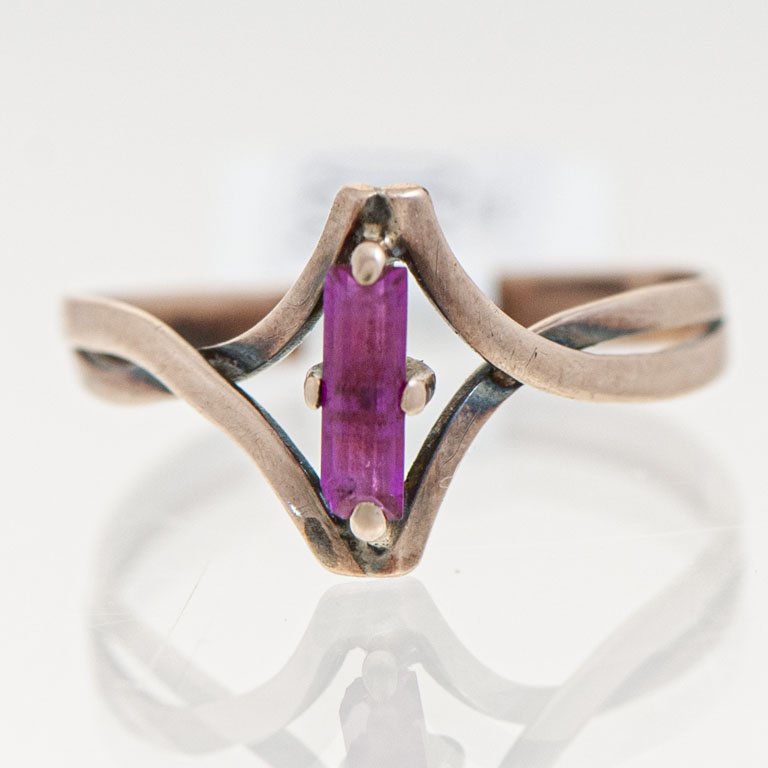 Lote anterior: Anillo de Oro con Piedra Roja
