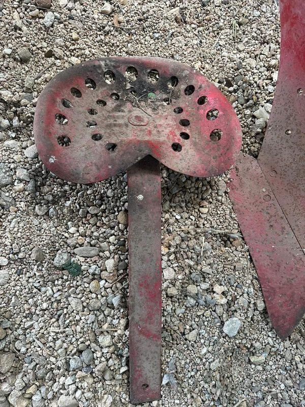 Item 889464 - Image 1