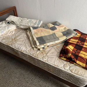 Frazada Campomar de Lana y Colcha a Cuadros - imagen 4