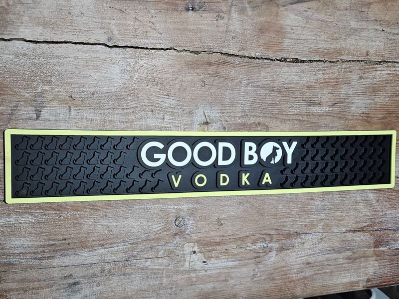 Escurridor de Vasos "Good Boy Vodka"