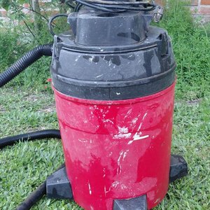 Aspiradora Industrial Master Mechanic 12 Galones 110V - imagen 1