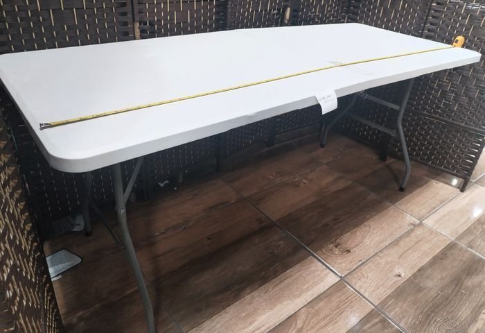 Mesa plegable exterior en PVC con estructura metálica - imagen 4