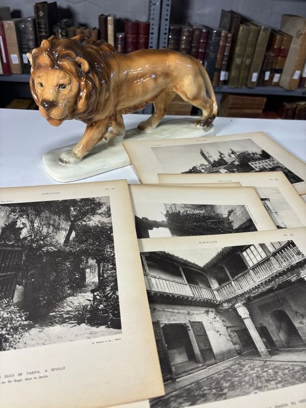 Libros y Estatuas de León por Augustin Bernard en 1926 - imagen 3