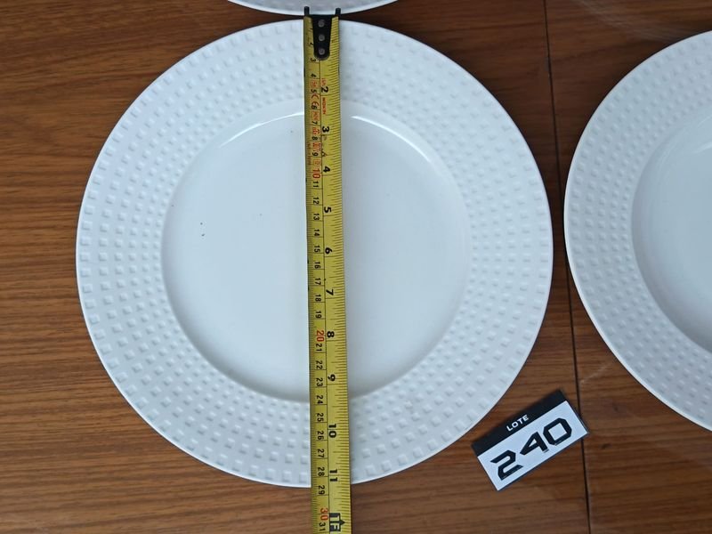 Juego Vajilla Porcelana Blanca Bugatti 13 Piezas