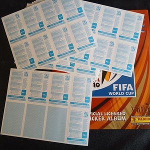 Álbum Panini Mundial Sudáfrica 2010 Completo con Set de Actualización - imagen 3