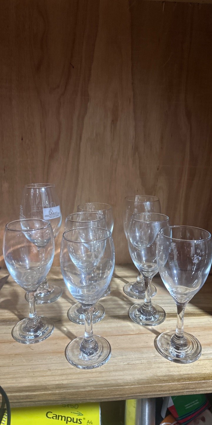Juego de 8 Copas de Vidrio Transparentes