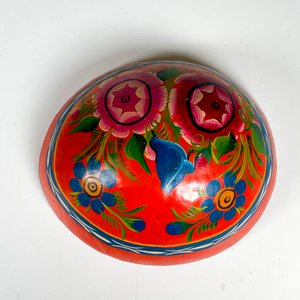 Jícara Mexicana Tradicional Pintada a Mano con Ave y Flores - imagen 5