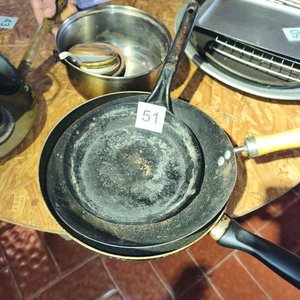 Lote anterior: Lote de Sartén y Wok con Mangos de Madera