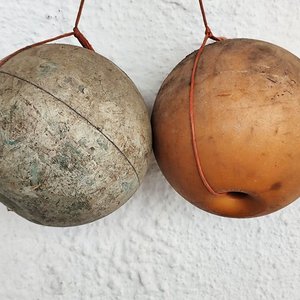Lote anterior: Lote de 2 Boyas Antiguas para Pesca o Redes