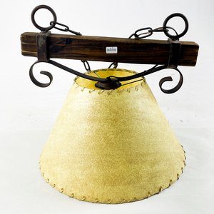 Lote anterior: Colgante en hierro y madera con pantalla de 42 x 40 cm