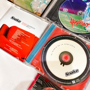 Cuatro CDs de Música Originales: Green Day, Kiss, Snake y Albacast - imagen 3