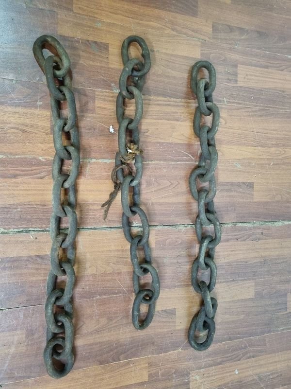 3 Tramos de Robustas Cadenas de Hierro con Eslabones Gruesos