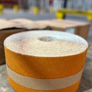 Lote anterior: Dos Rollos de Lija Norton C36 (15 cm x 45m)