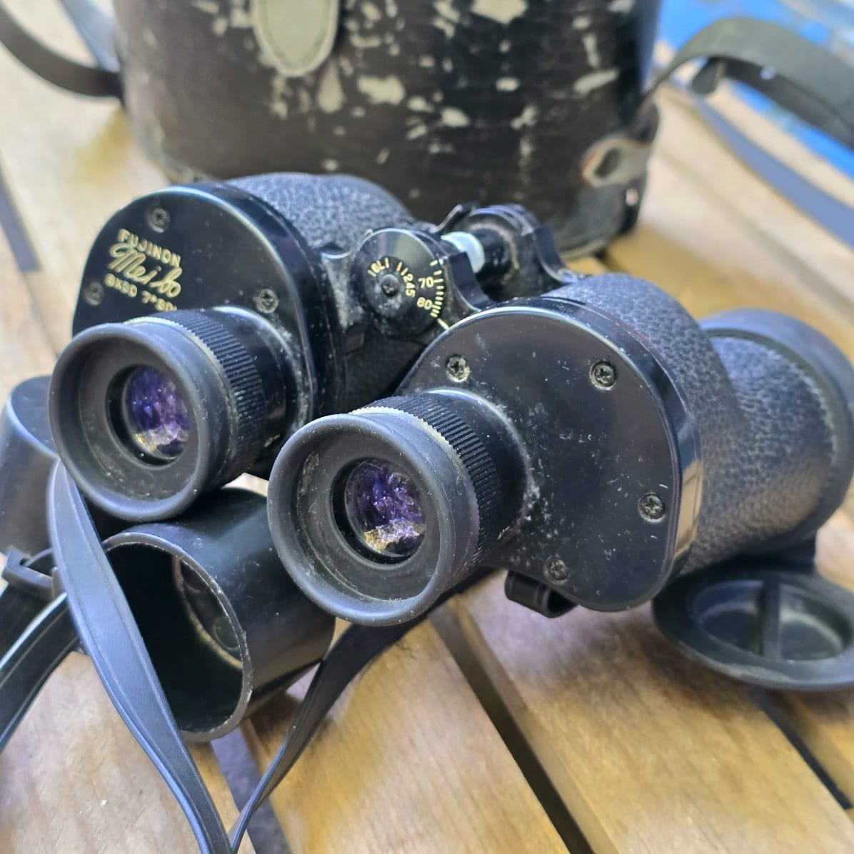 Item lote-52-binoculares-8x30 - Image 1