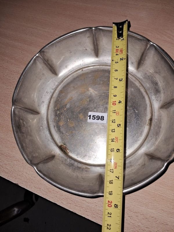 Lote de recipientes antiguos de peltre y plata - imagen 10
