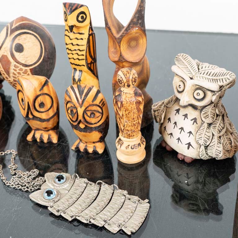 Figuras artesanales de madera y cerámica - imagen 2