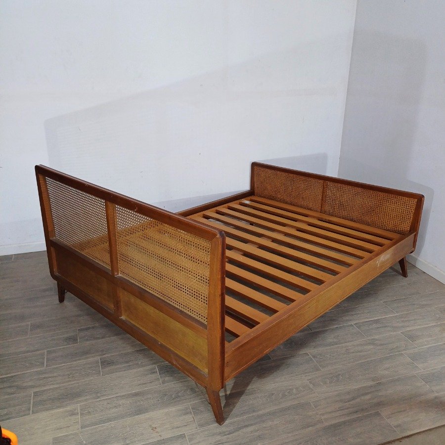 Cama de 2 plazas estilo Mid Century con respaldo y piecera esterillados - imagen 7