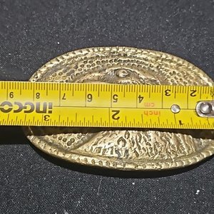 Hebilla de Bronce con Diseño de Águila - imagen 2