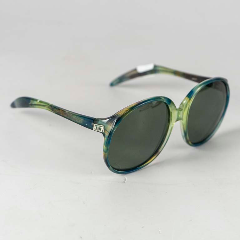 Par de lentes de sol Lozza con detalles - imagen 2