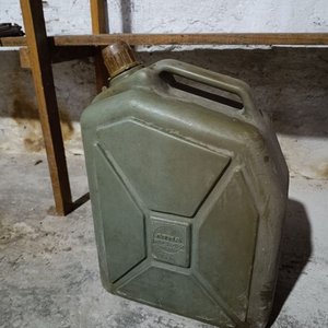 Bidón de Plástico Verde 25 Litros - imagen 1