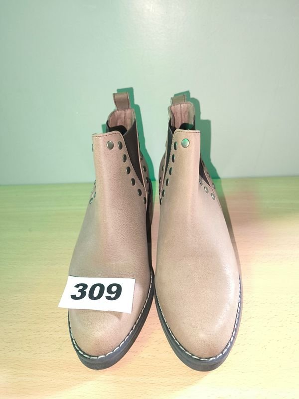 Item 846803 - Image 0